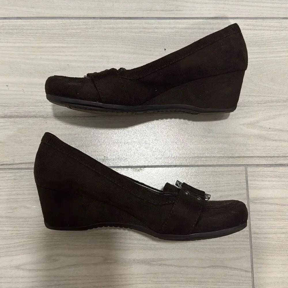 Marc Fischer Brown Wedge Buckle Heel Size‎ 7.5 Women’s